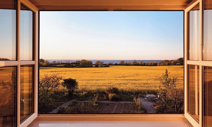 Gross Schwansee Apartment | Beautiful Apartment with Baltic Sea View & Breakfast Included
