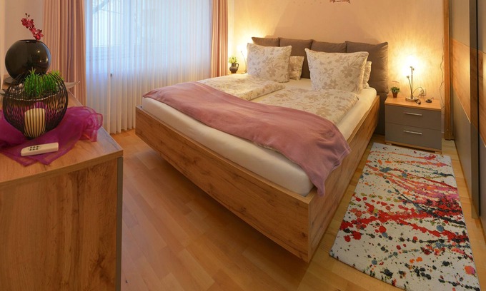 Oberzwehren Apartment | Stylish Apartment with Balcony in Kassel - Guest Rated 9/10