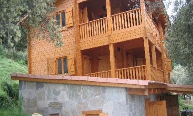 Olmiccia Apartment | Chalet Retreat with Pool & Balcony, Rated 9.2/10