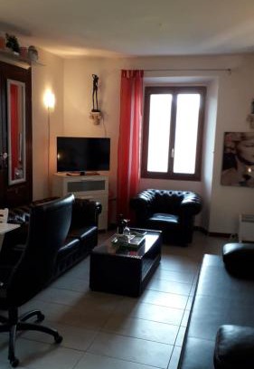 Centro Valle Intelvi Apartment | Scenic Apartment Overlooking Como Lake in Italy