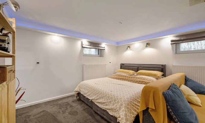 Orscholz Apartment | Apartment 'With Garden and Parking' with Private Terrace, Shared Garden and Wi-Fi