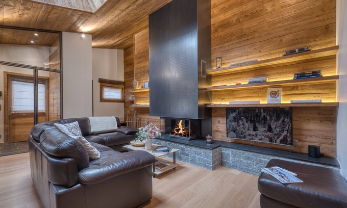 Megeve Apartment | Idyllic Apartment with Garden in Megève Village