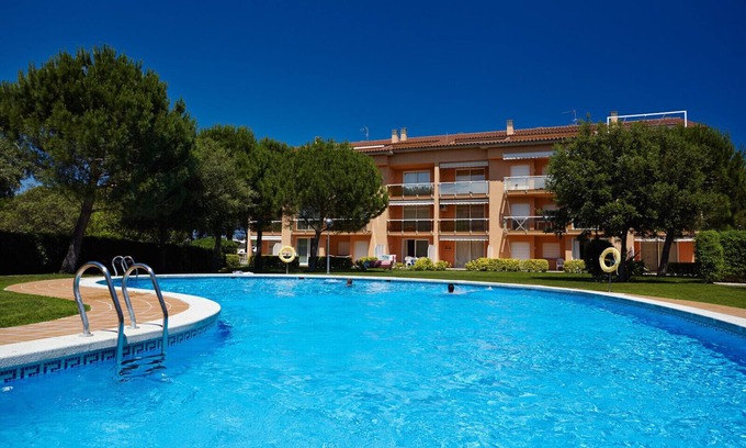 Pals Apartment | Garden View Apartment with Pool, Steps from Pals Beach