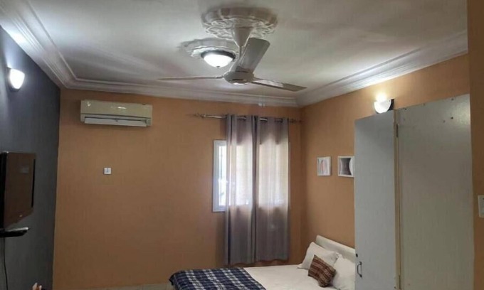 West Coast Division House | Apartment with Balcony B