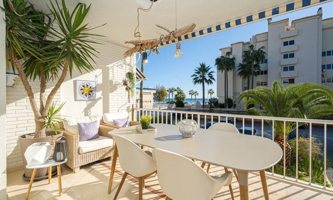 Altea Apartment | Inviting Apartment with Sea View and Terrace in Albir