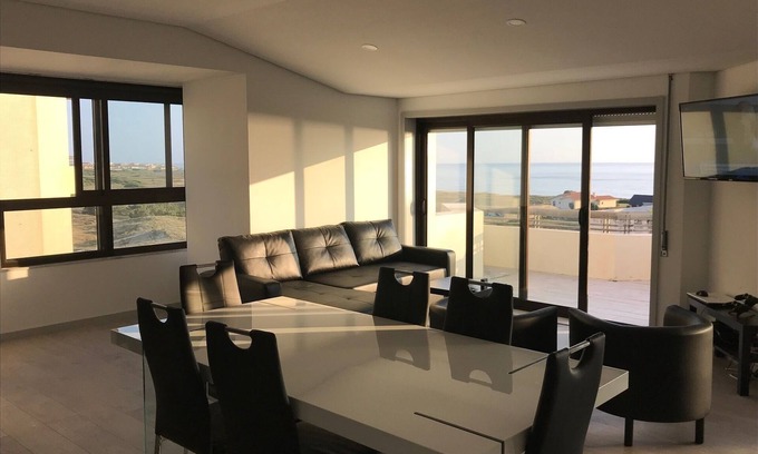 Arvore Apartment | Oceanfront Apartment with Breathtaking Sea Views
