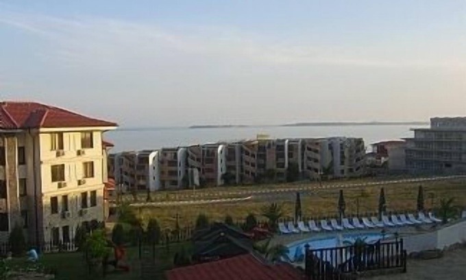 Sunny Beach Resort | Inviting Apartment with Pool, Restaurant & Gorgeous Sea Views