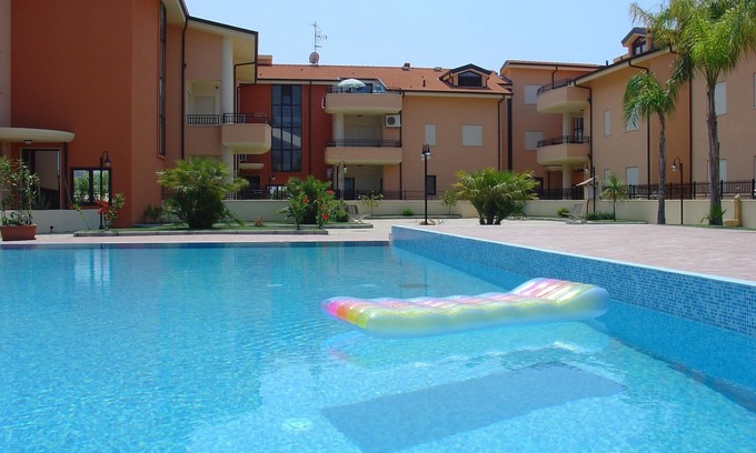 Pizzo Apartment | Relaxing Apartment with Pool and Ocean View Awaits You