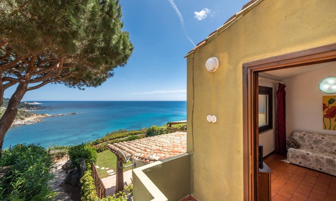 Villasimius Apartment | Seaside Retreat: Apartment Accu with Oceanfront Views