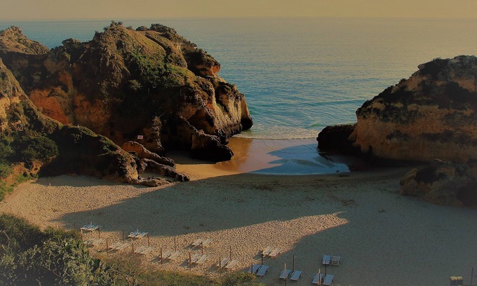 Prainha Apartment | Beautiful Apartment with Roof Terrace & Ocean Views in Prainha