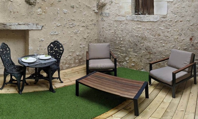 Blois Apartment | Downtown Blois Apartment: Guest Rated 9.8, Family Friendly