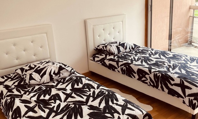 Maladiere Apartment | Cozy Apartment with Private Parking for Family Stays