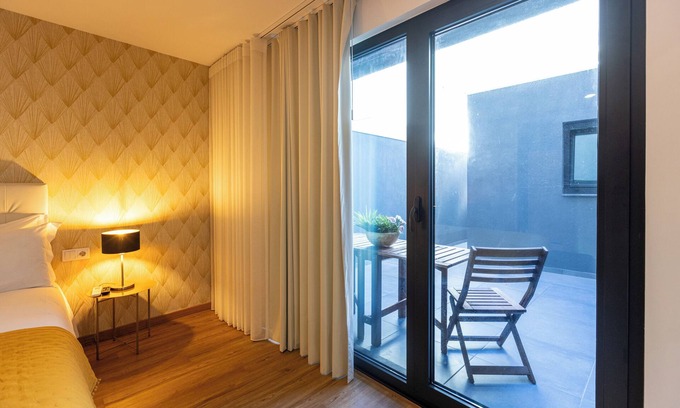 Aveiro Apartment | Cozy Aveiro Apartment with Private Patio & Ocean View
