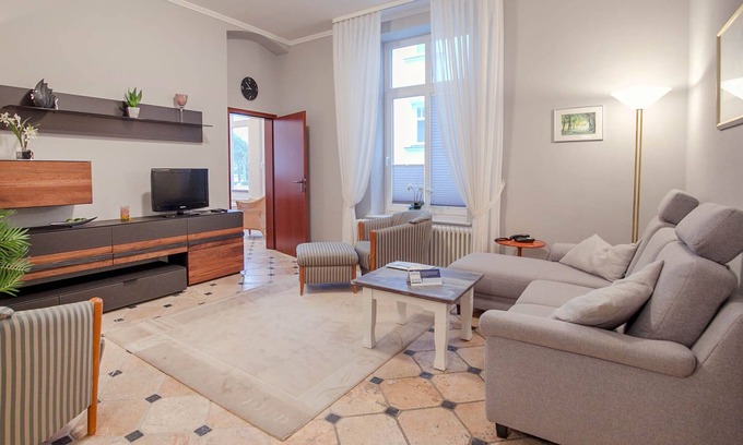 Binz Apartment | Seaside Apartment with Ocean View and Pool Access