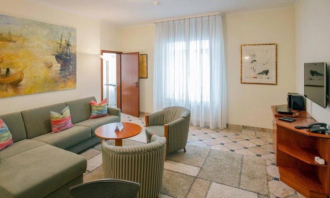 Binz Apartment | Scenic Oceanview Apartment with 10/10 Guest Rating