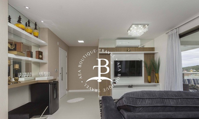 Centro Apartment | Apartment with sea view and pool! firecrackers center