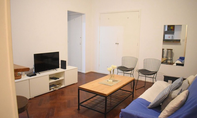 Recoleta Apartment | Cozy Apartment Near Microcentro with Hot Tub & Spa