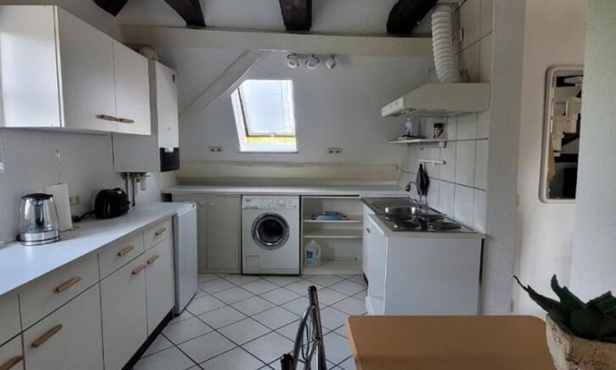 Mellrichstadt Apartment | Cozy Apartment with Ocean View and Family-Friendly Amenities