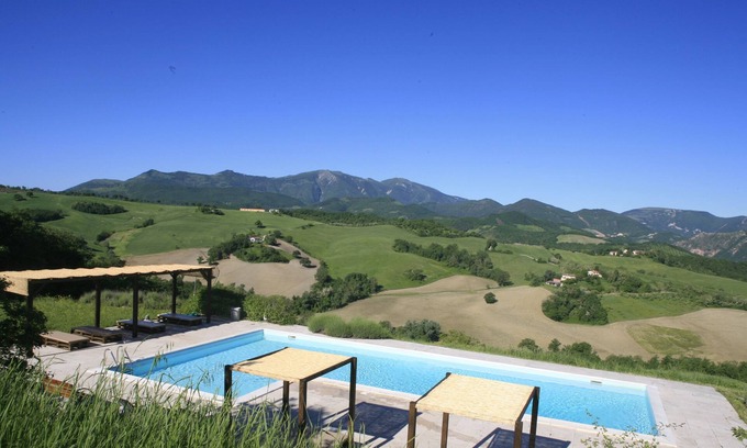 Cagli Apartment | Scenic Oceanfront Apartment with Pool and Breathtaking Views