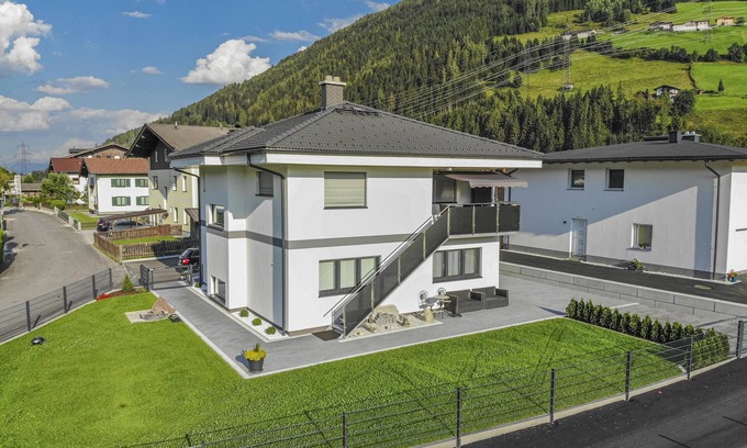 Mittersill Apartment | Cozy Apartment with Terrace, Steps from Ski Lift