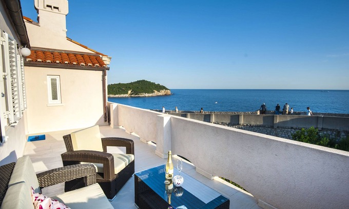Dubrovnik Apartment | Scenic Apartment Overlooking Old Town and Lokrum Island