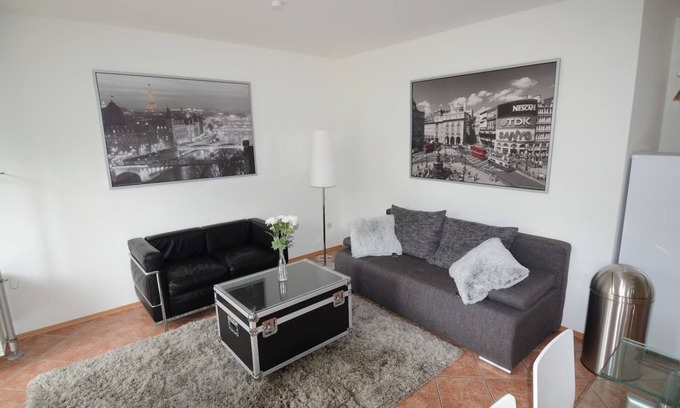 Darmstadt-Arheilgen Apartment | Convenient Apartment with Pool and Breakfast Options