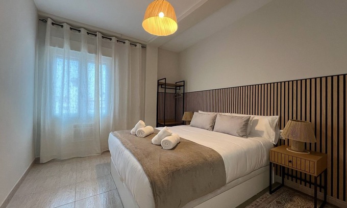 Distrito Centro Apartment | Apartment with views in the historic center of Cordoba. Ideal for families.