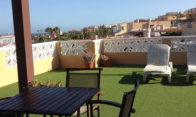 Tarajalejo Apartment | Cozy Apartment with WiFi and Kitchen for Your Getaway
