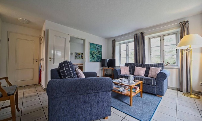 Suddorf Apartment | Seaside Comfort at Apartment Wohnung Südwind with Breakfast