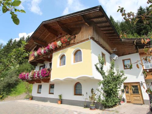 Gerlosbergeben Apartment | Pet-Friendly Apartment Gottfried-1 with High Guest Ratings