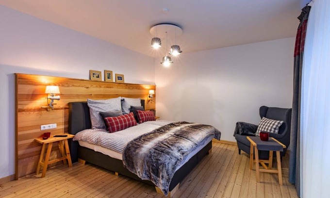 Hessisch Lichtenau Apartment | Cozy Apartment 'Zur Wurschtekammer' with Terrace & Wi-Fi