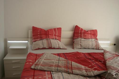 Riederich Apartment | Family-Friendly Stay at ApartmentBuyMetzingen - Rated 9/10