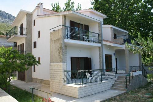Duce House | Cozy Apartments and Rooms by the Sea in Duce, Omis