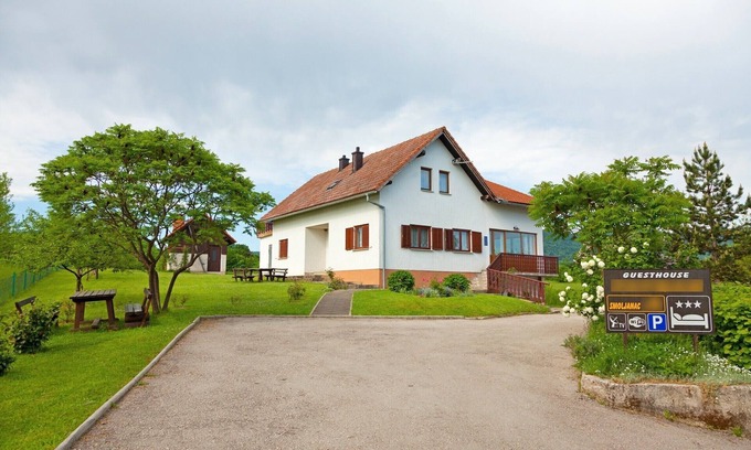 Catrnja Apartment | Comfortable Stay at Apartments and Rooms Zoran, Croatia