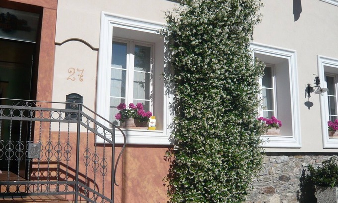 Levico Terme House | Cozy Apartments "At the Emperor's Lodge" with Kitchen Access
