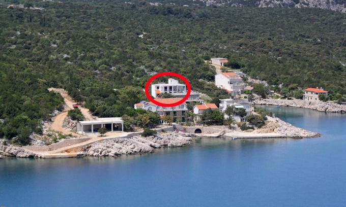 Pokrivenik Apartment | Family-Friendly Apartments by the Sea in Cove Pokrivenik