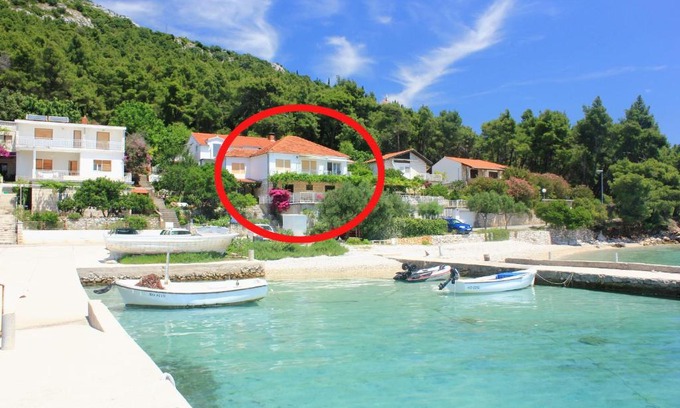 Kuciste Apartment | Cozy Seaside Apartments in Kuciste, Peljesac - Pet Friendly