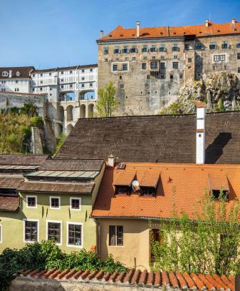 Cesky Krumlov Apartment | Experience Comfort at Apartments Dlouhá 93 - Rated 9.5/10