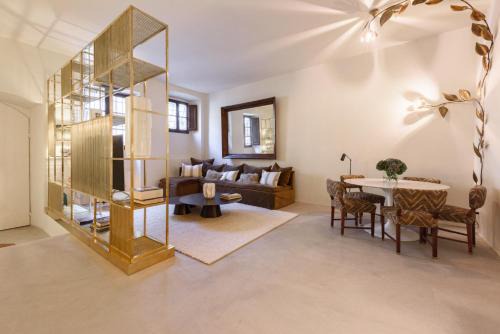 San Niccolo Apartment | Experience Family-Friendly Delight at Galileo's Garden