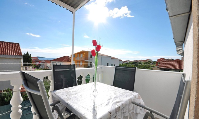 Rogoznica Apartment | Exceptional Oceanfront Apartments Franka in Rogoznica