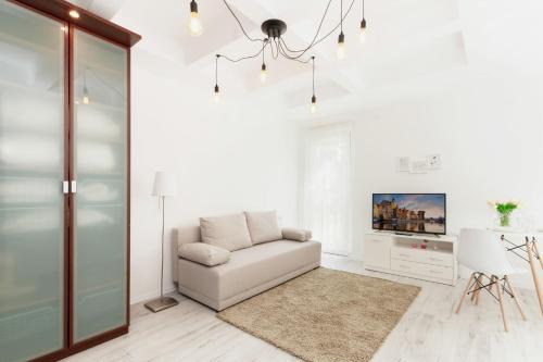 Brzezno Apartment | Explore Gdańsk: Family-Friendly Apartments by Renters