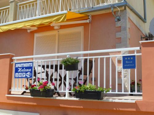 Orebic Apartment | Top-Rated Apartments Helena: Family & Pet Friendly Retreat