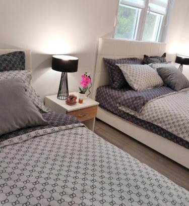 Trebinje Apartment | Apartments Honey House