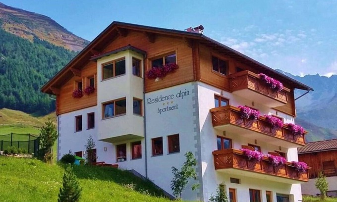 Melago Apartment | Panoramic Family Apartments with Pool and Spa Amenities
