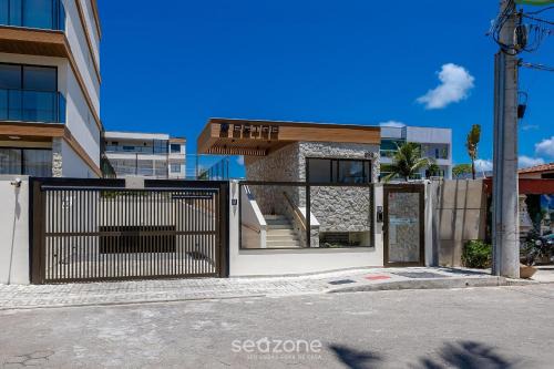Sao Francisco House | Apartments in a condo with pool on the beachfront in Ilhéus – PET