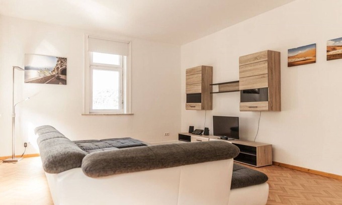 Lerbach Apartment | Explore Lerbachtal: Pet-Friendly Apartments with Pool & Views