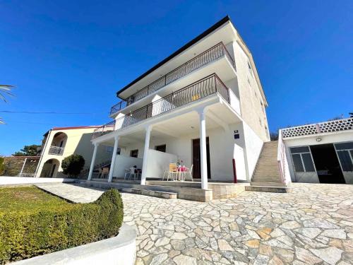 Dramalj Apartment | Family-Friendly Apartments in Dramalj for Memorable Stays