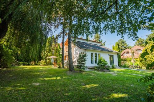 Siofok Aranypart Apartment | Inviting Apartments in Siofok/Balaton with Family Amenities