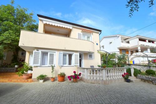 Cizici Apartment | Pet-Friendly Apartments Julia with High Guest Ratings