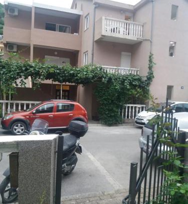 Bijeli do Apartment | Exceptional Stay at Apartments Kordic with Breakfast Included